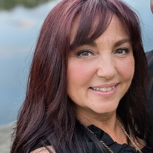 Meet your Posher, Bonnie